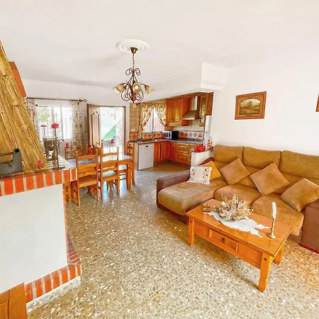 Francisca Villa Malaga